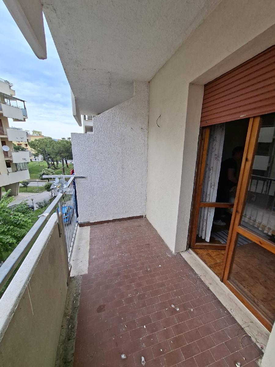 QUADRILOCALE IN BUONE CONDIZIONI 11