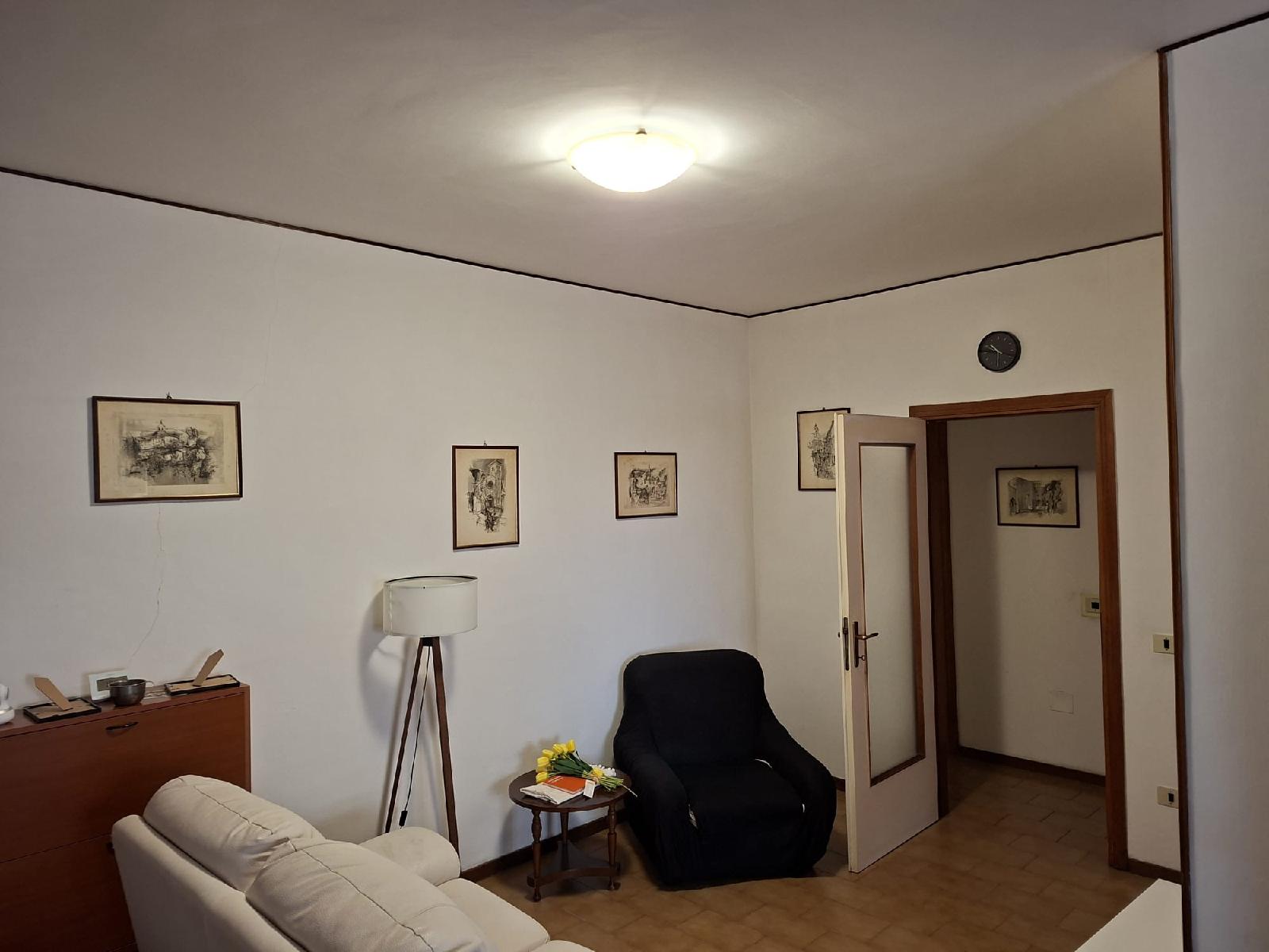 QUADRILOCALE IN BUONE CONDIZIONI 3