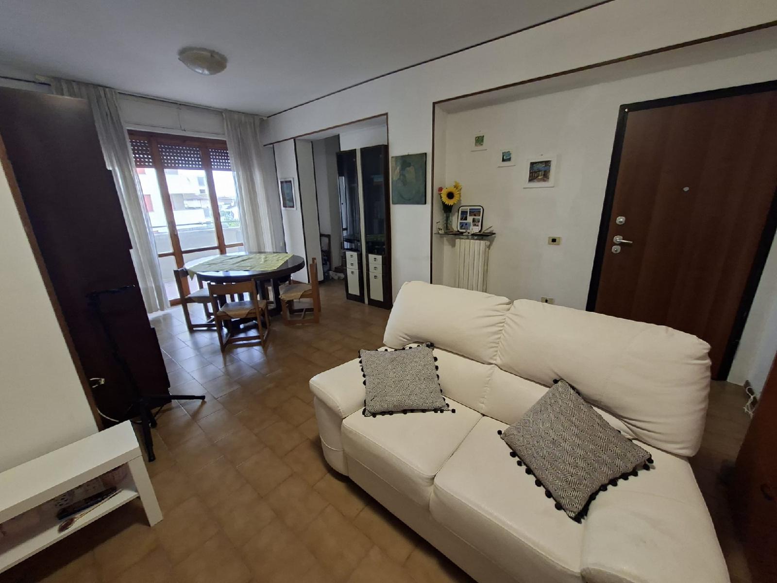 QUADRILOCALE IN BUONE CONDIZIONI 4