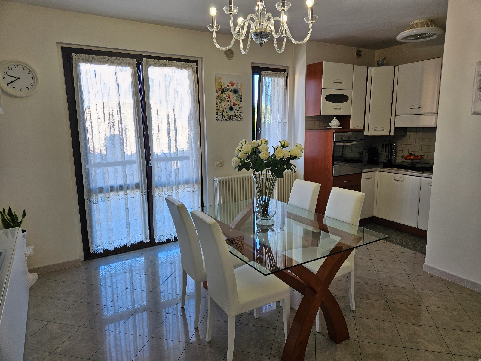 TRILOCALE IN PIENO CENTRO PANORAMICO CON GARAGE 3