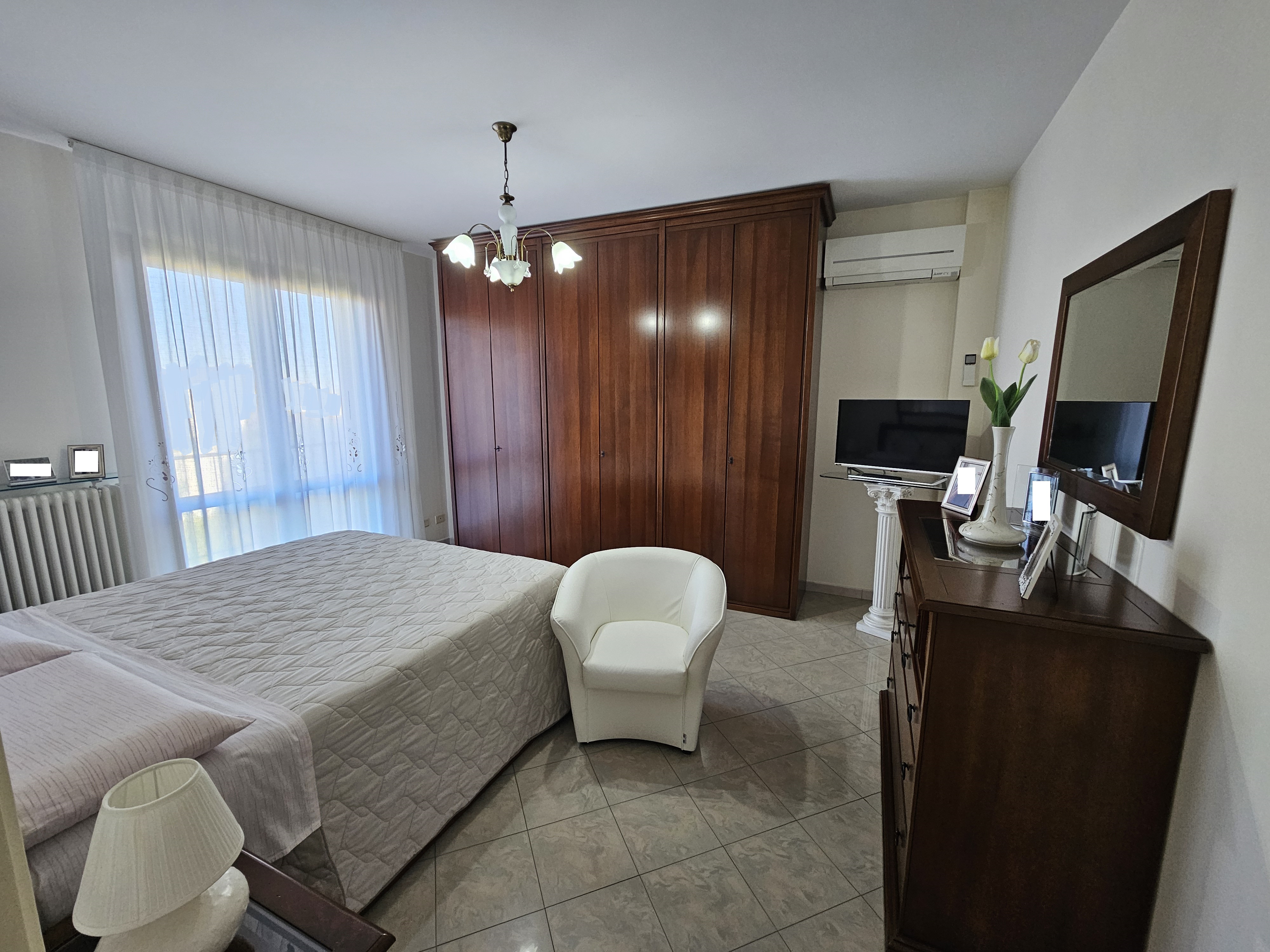 TRILOCALE IN PIENO CENTRO PANORAMICO CON GARAGE 8