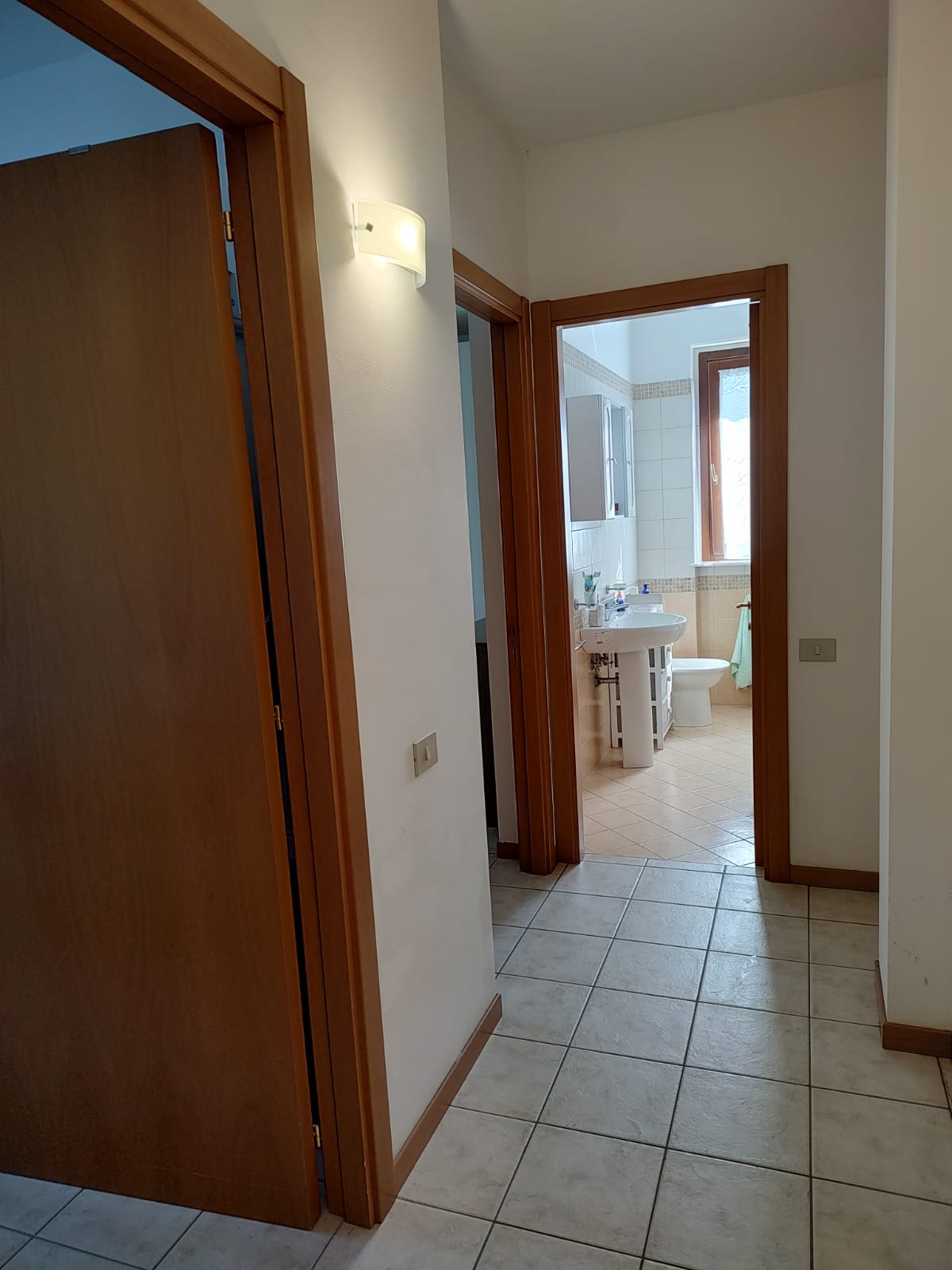 TRILOCALE CENTRALE CON GARAGE 7