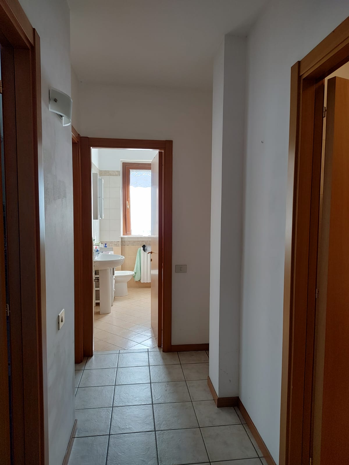 TRILOCALE CENTRALE CON GARAGE 8