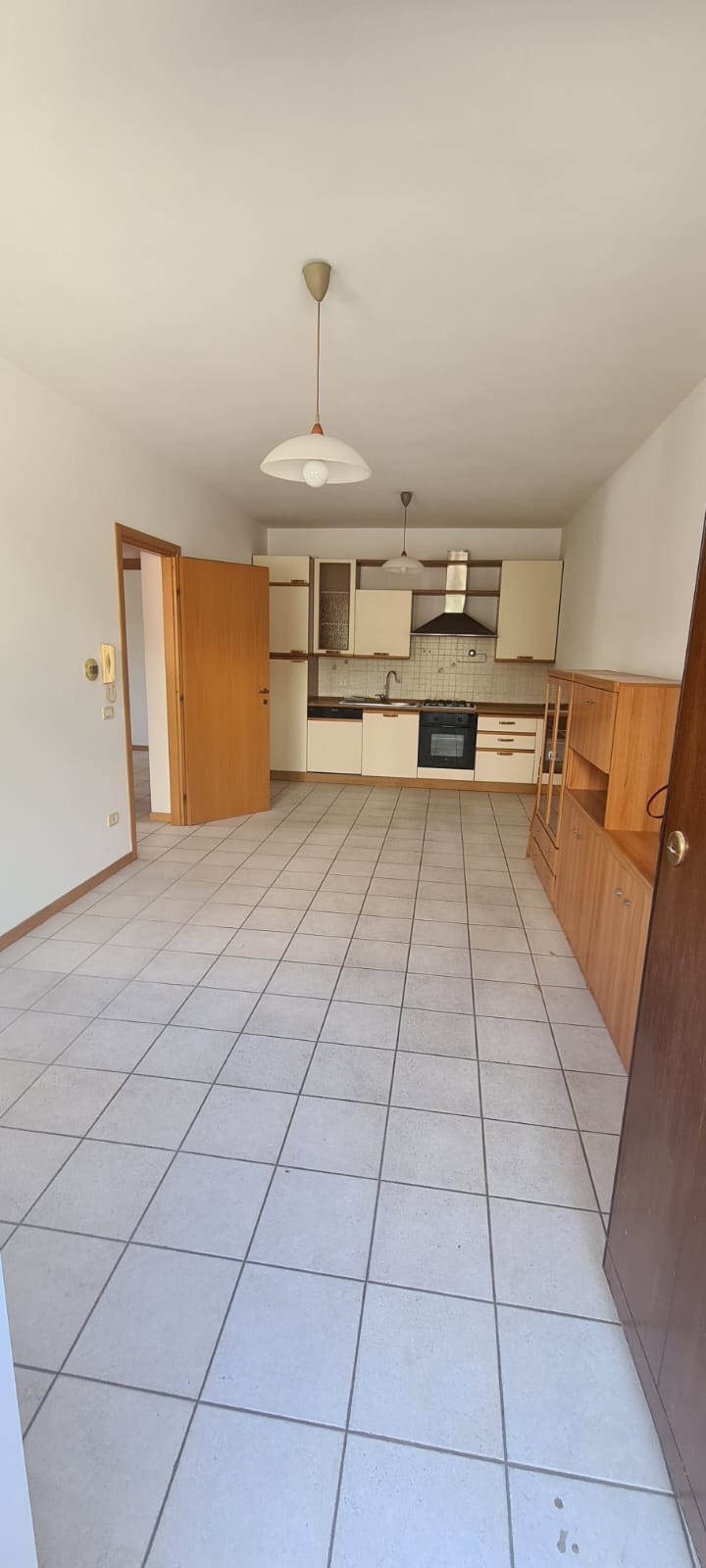 TRILOCALE CON INGRESSO INDIPENDENTE 2