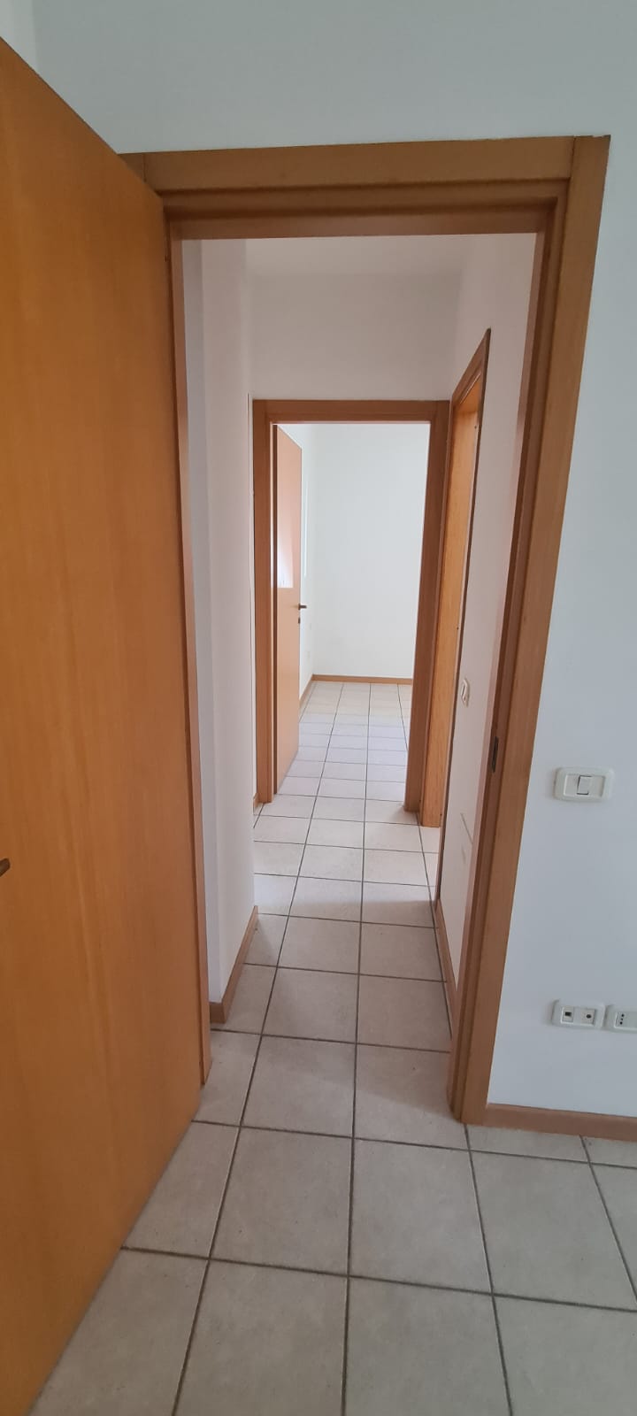 TRILOCALE CON INGRESSO INDIPENDENTE 5