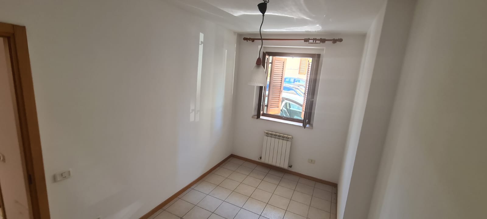 TRILOCALE CON INGRESSO INDIPENDENTE 8